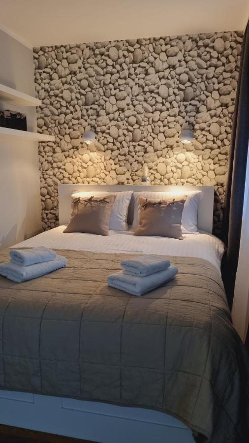 Two Garden Apartment, Apartament Z Dwoma Tarasami I Ogrodkami Polanica-Zdroj Luaran gambar