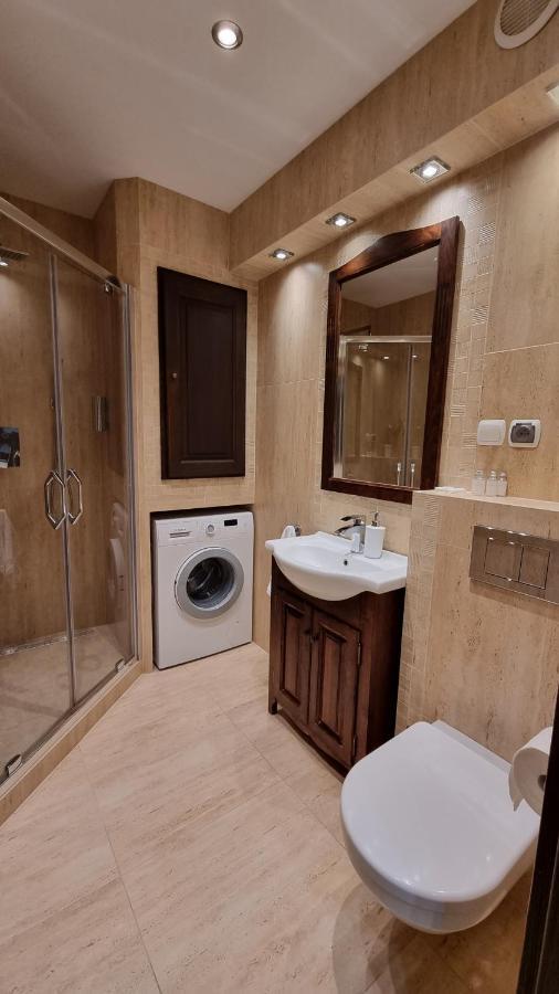 Two Garden Apartment, Apartament Z Dwoma Tarasami I Ogrodkami Polanica-Zdroj Luaran gambar